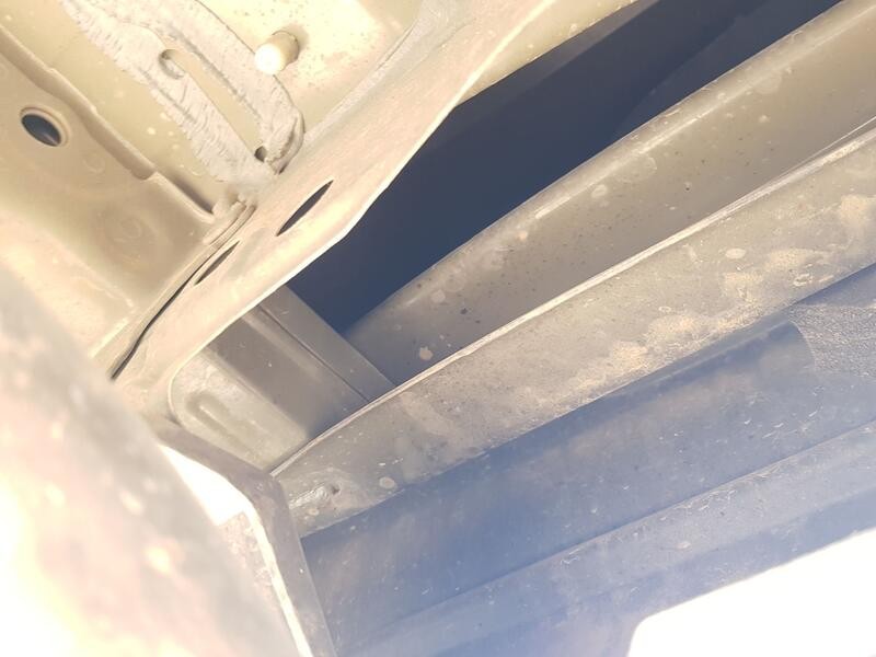 Recambio de refuerzo paragolpes trasero para peugeot 108 1.0 vti 72 referencia OEM IAM B000813880  