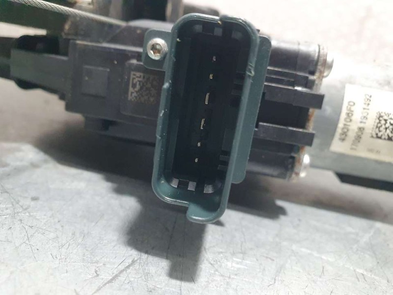 Recambio de elevalunas delantero izquierdo para renault megane iv berlina 5p business referencia OEM IAM 807213056R C42829102 EL