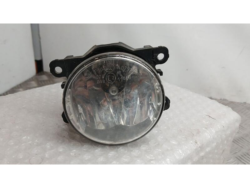 Recambio de faro antiniebla derecho para renault megane iv berlina 5p business referencia OEM IAM 261500097R VALEO 89208691