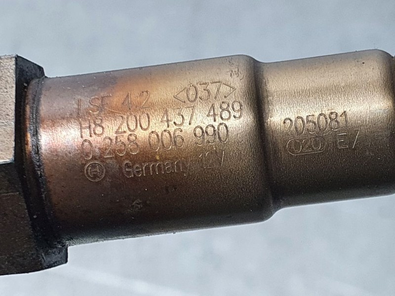 Recambio de sonda lambda para dacia duster laureate 4x2 referencia OEM IAM 8200437489 0258006990 