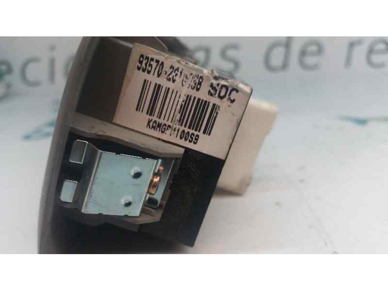 Recambio de mando elevalunas delantero izquierdo para kia magentis active referencia OEM IAM 9357023109S8  