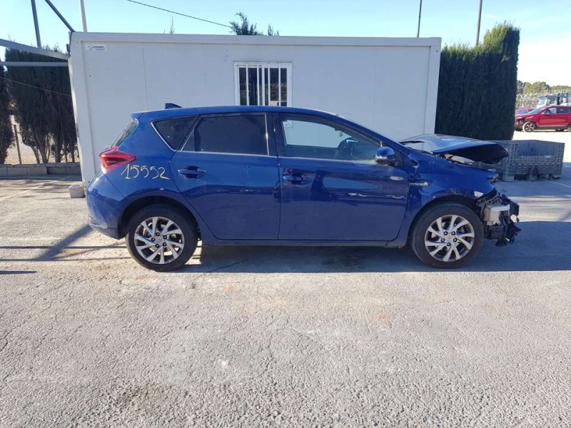 toyota auris del año 2018