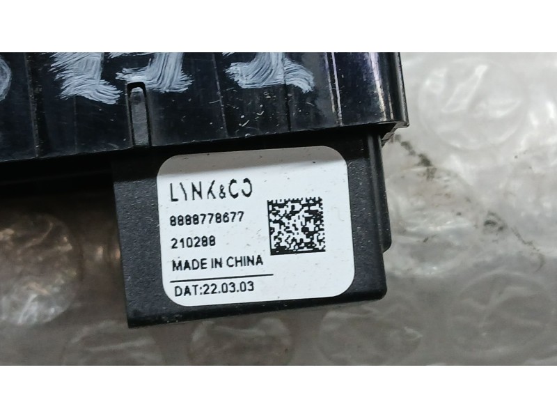 Recambio de mando elevalunas trasero izquierdo para lynk & co 01 phev referencia OEM IAM 8888778677  