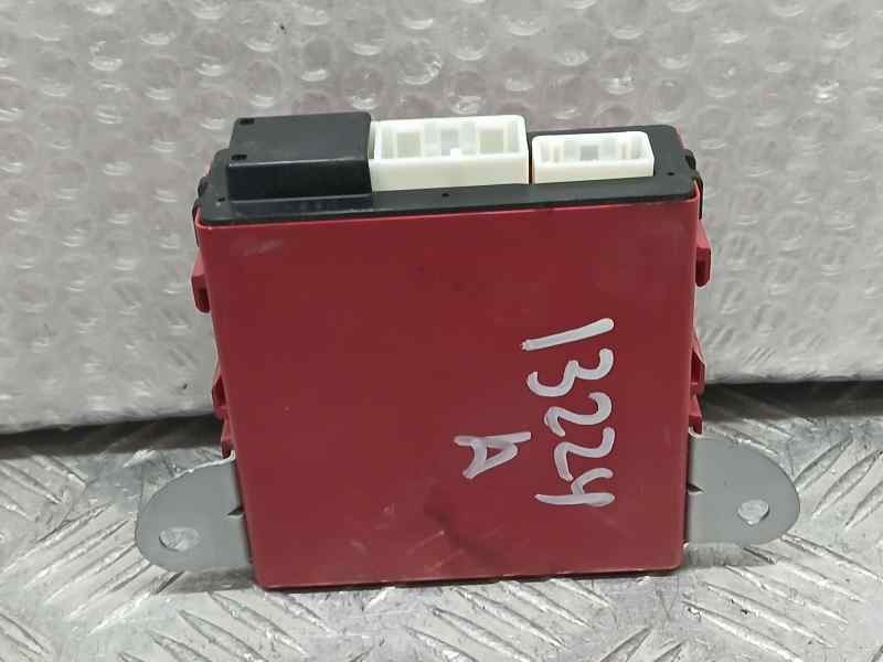 Recambio de modulo electronico para lexus is200 (ds2/is2) 250 v6 referencia OEM IAM 8943053010 1233006662 DENSO