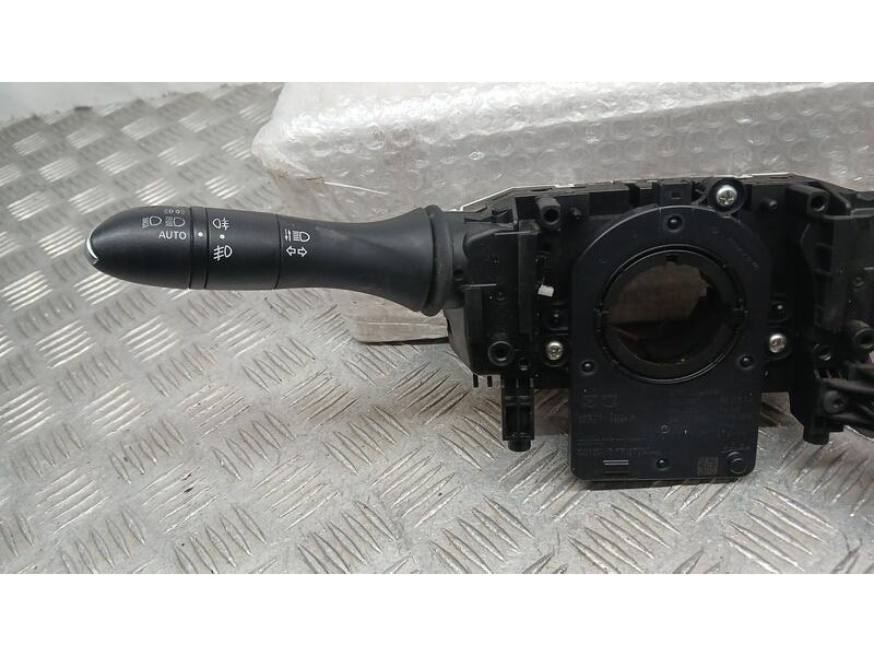 Recambio de mando luces y limpia para renault megane iv berlina 5p business referencia OEM IAM 255678341R  