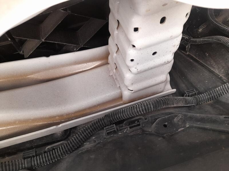 Recambio de refuerzo paragolpes trasero para peugeot 2008 ii (ud_, us_, uy_, uj_, ur_, uc_) 1.2 puretech 100 referencia OEM IAM 