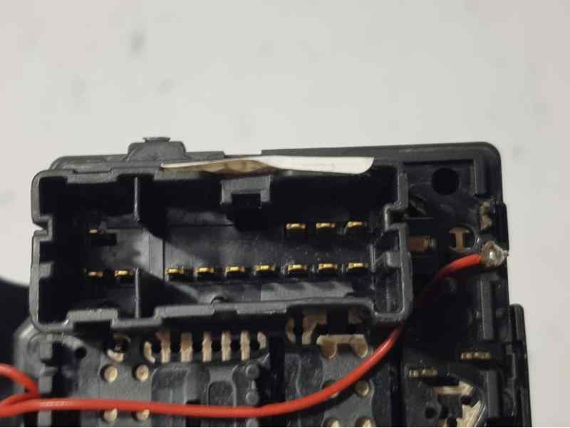 Recambio de mando limpia para dacia sandero sl audacia referencia OEM IAM 1722712R 0646793 