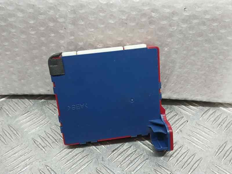 Recambio de modulo electronico para lexus is200 (ds2/is2) 250 v6 referencia OEM IAM 8865053081 1776004930 DENSO