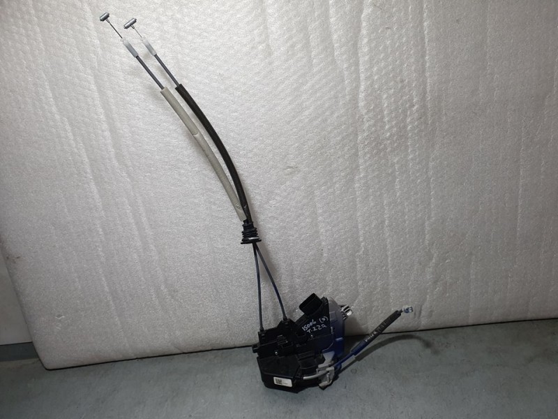 Recambio de cerradura puerta trasera izquierda para hyundai ioniq style elektro referencia OEM IAM 81410G2000  5 PINES