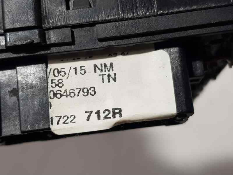 Recambio de mando limpia para dacia sandero sl audacia referencia OEM IAM 1722712R 0646793 