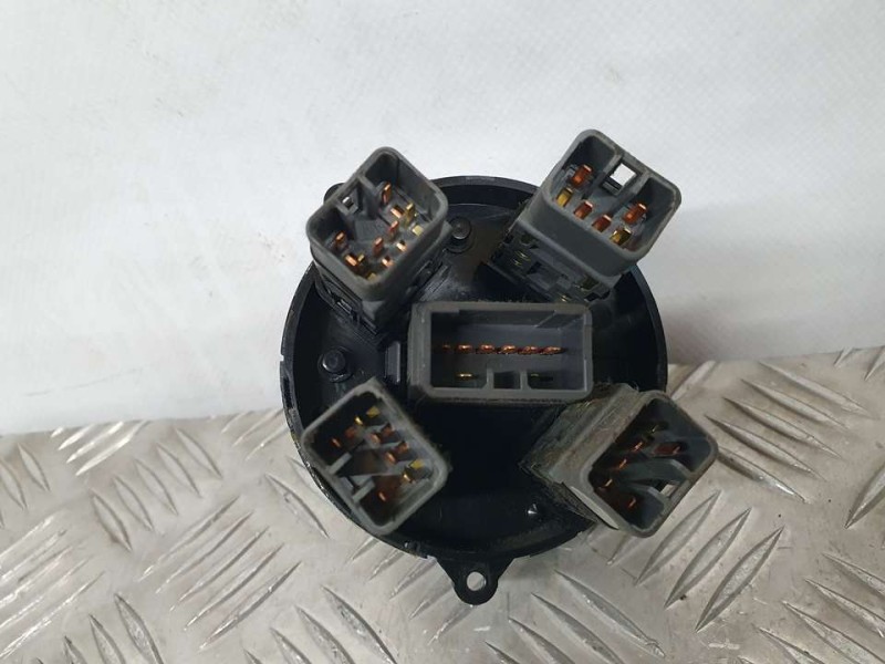 Recambio de mando multifuncion para ssangyong kyron 200 xdi premium 4wd referencia OEM IAM 8520109010  C/N WARNING