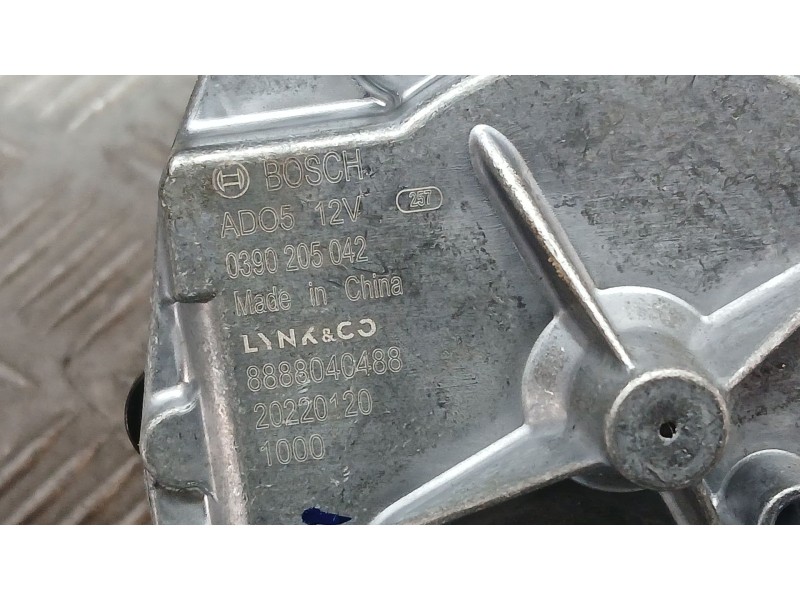 Recambio de motor limpia trasero para lynk & co 01 phev referencia OEM IAM 8888040488 BOSCH 0390205042