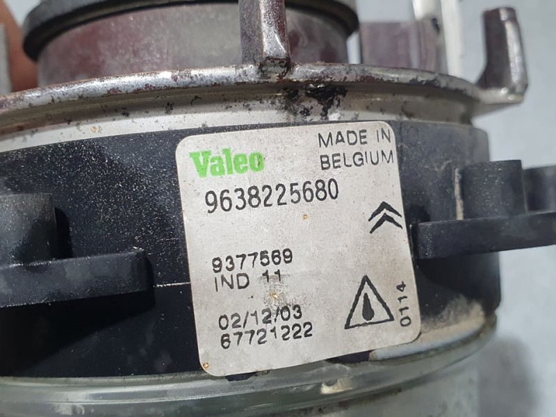 Recambio de faro antiniebla izquierdo para citroën xsara picasso 2.0 hdi x referencia OEM IAM 9638225680 67721222 VALEO