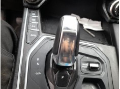 Recambio de palanca cambio para lynk & co 01 phev referencia OEM IAM 8890977823  