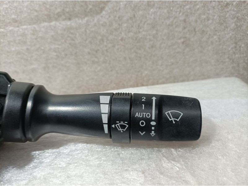 Recambio de mando limpia para hyundai i40 style blue referencia OEM IAM 934202Y610  