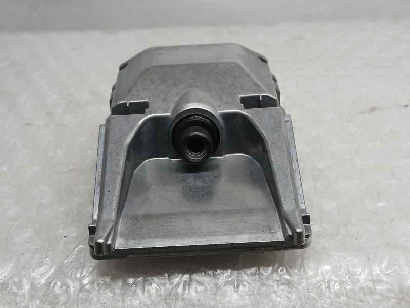 Recambio de camara para peugeot 5008 allure referencia OEM IAM 9842997780 A013W606 TRW