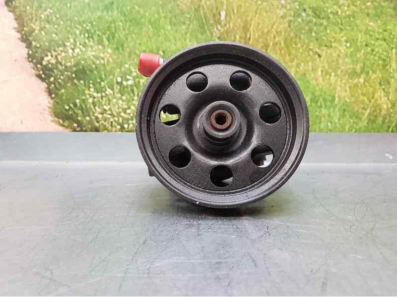 Recambio de bomba direccion para ford focus berlina (cak) ghia referencia OEM IAM 2HB2703  HBDJC