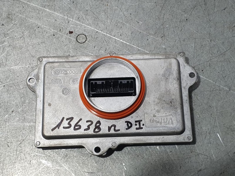 Recambio de centralita faro para dacia sandero sl trotamundos referencia OEM IAM 90089469  VALEO