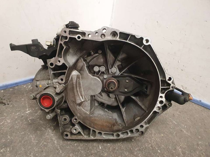 Recambio de caja cambios para citroën berlingo furgón contrlol m referencia OEM IAM 20ET58 8437959B 5VELOCIDADES