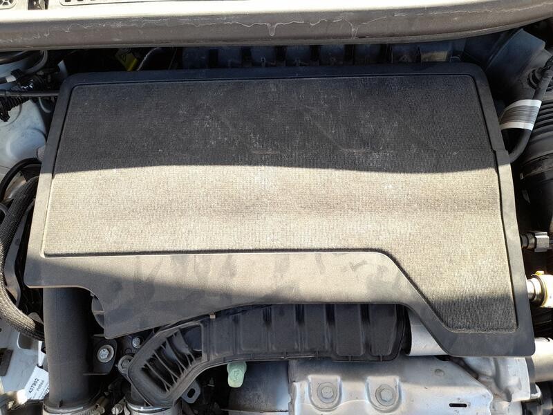 Recambio de tapa motor para peugeot 2008 ii (ud_, us_, uy_, uj_, ur_, uc_) 1.2 puretech 100 referencia OEM IAM 9825492380  