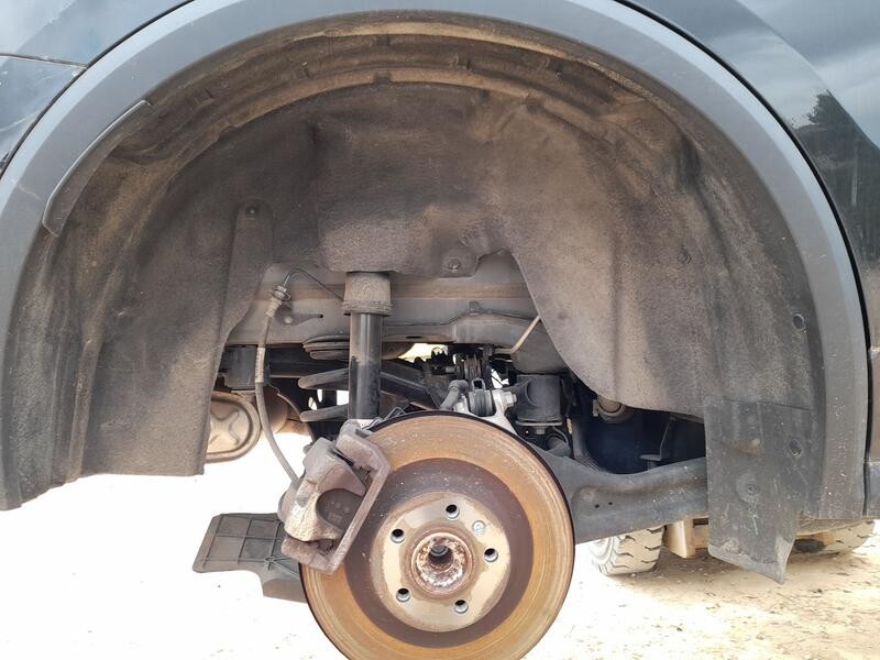 Recambio de plastico pase rueda tras. dch. para lynk & co 01 phev referencia OEM IAM 8892060798  