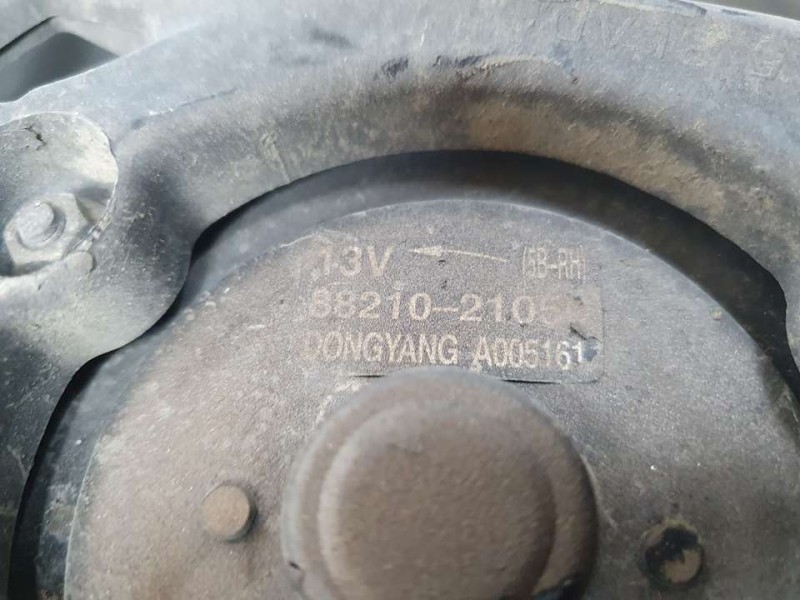 Recambio de electroventilador para ssangyong kyron 200 xdi premium 4wd referencia OEM IAM 8821021050 8821021050 