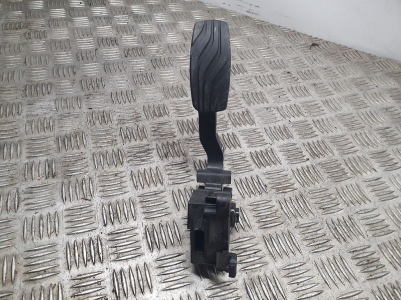 Recambio de potenciometro pedal para renault megane iv berlina 5p limited + referencia OEM IAM 180020000R  