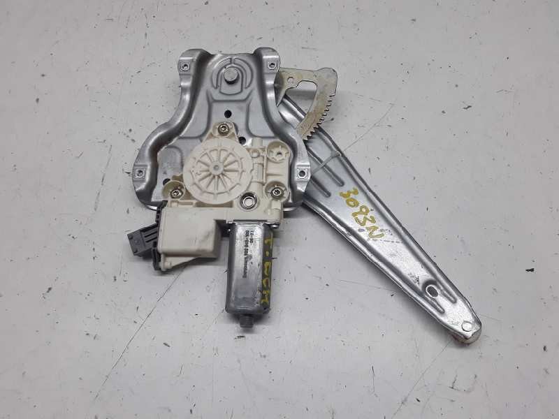 Recambio de elevalunas trasero derecho para toyota avensis berlina (t25) 2.2 d-4d sol berlina (5-ptas.) referencia OEM IAM  6 PI