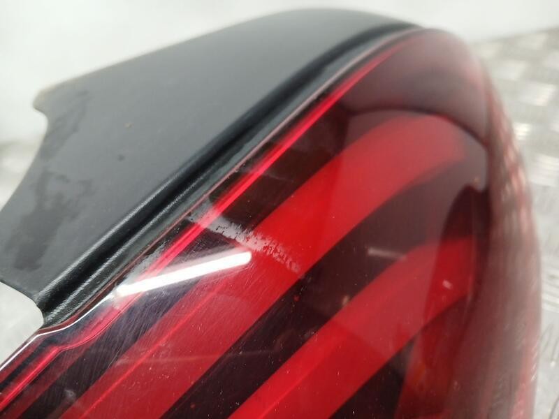 Recambio de piloto trasero izquierdo para peugeot 208 style referencia OEM IAM 9810343080 ROZADO 