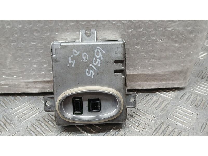 Recambio de centralita faros xenon para bmw 3 (e90) 320 d referencia OEM IAM 6948180 MITSUBISHI W3T13271 6261110499