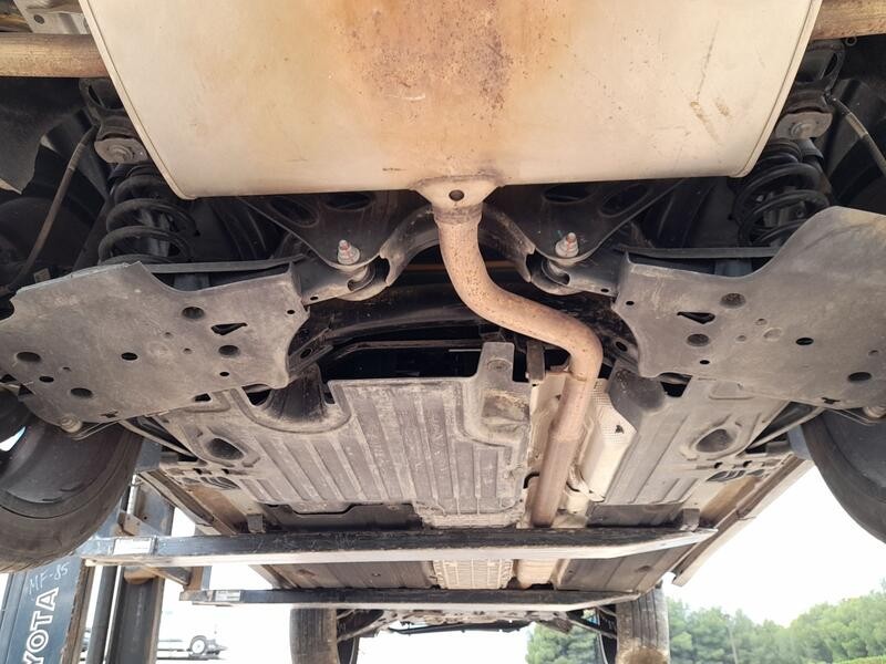 Recambio de puente trasero para lynk & co 01 phev referencia OEM IAM 8888892612  