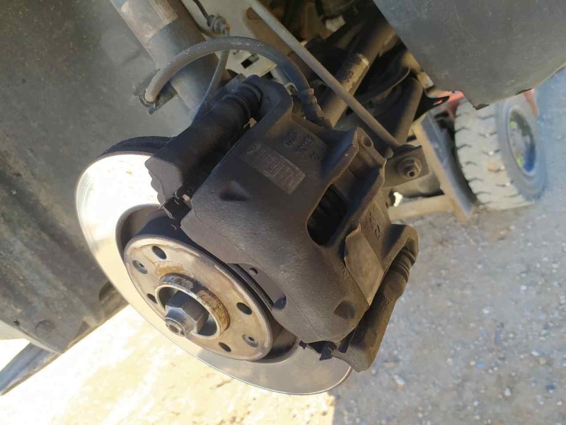 Recambio de pinza freno delantera derecha para peugeot 208 style referencia OEM IAM 1617292180  