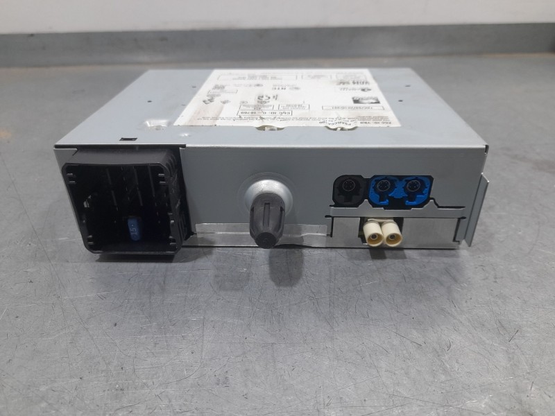 Recambio de sistema audio / radio para opel vivaro c furgoneta (k0) 1.5 referencia OEM IAM 9833499580 7503900285 BOSCH