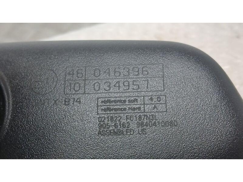 Recambio de espejo interior para peugeot 5008 allure referencia OEM IAM 9840410080  