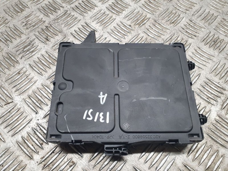 Recambio de modulo electronico para renault megane iv berlina 5p limited + referencia OEM IAM 284B14642R A2C3779780600 