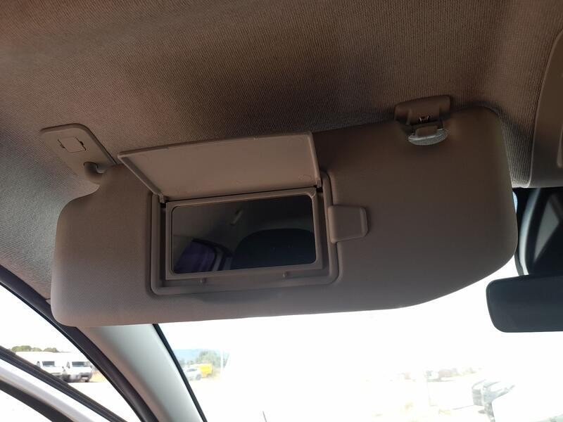 Recambio de parasol izquierdo para citroën c3 iii (sx) 1.2 vti 82 referencia OEM IAM 96738898BJ  