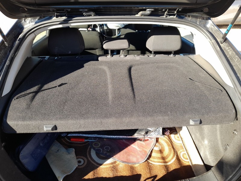 Recambio de bandeja trasera para chevrolet cruze hatchback (j305) 2.0 cdi referencia OEM IAM 95919192  