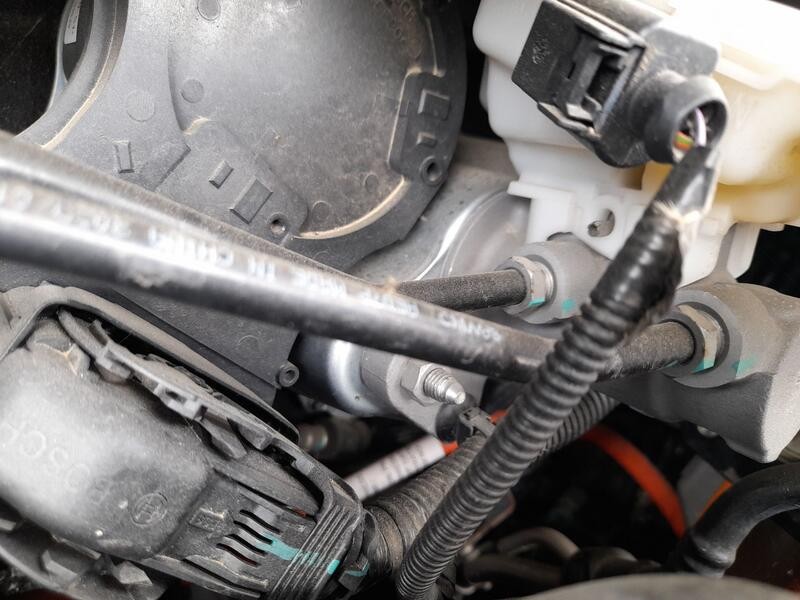 Recambio de servofreno para lynk & co 01 phev referencia OEM IAM 8890952178  