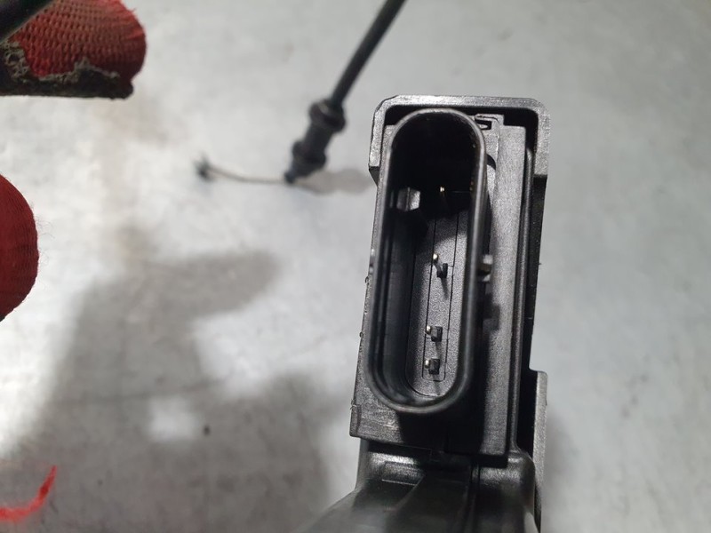 Recambio de cerradura puerta delantera derecha para citroën c4 feel pack referencia OEM IAM 9832797780 36000198M01 4 PINES