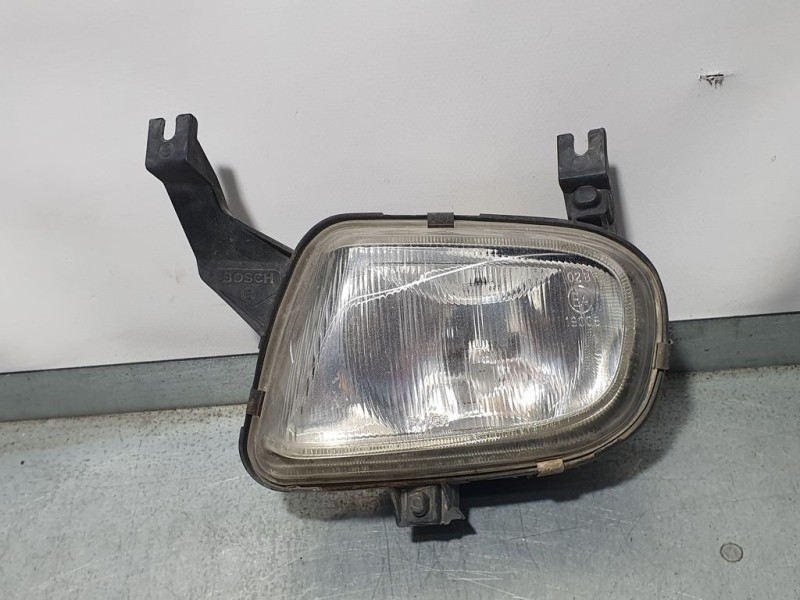 Recambio de faro antiniebla izquierdo para peugeot 306 berlina 3/4/5 puertas (s2) xr referencia OEM IAM 9626306480 035053001 BOS