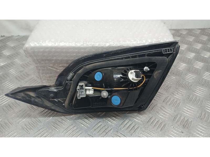 Recambio de piloto trasero izquierdo interior para ford fiesta vii (hj, hf) 1.0 ecoboost referencia OEM IAM N1BB13A603AA  