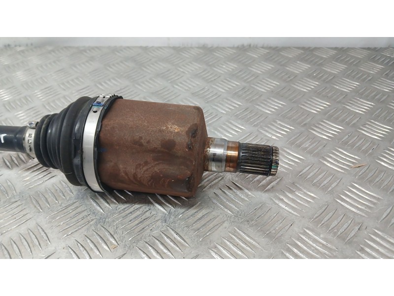 Recambio de transmision delantera izquierda para lynk & co 01 phev referencia OEM IAM 8893033487  T2203038111