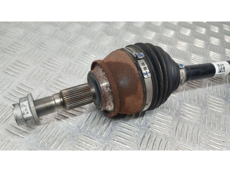 Recambio de transmision delantera izquierda para lynk & co 01 phev referencia OEM IAM 8893033487  T2203038111