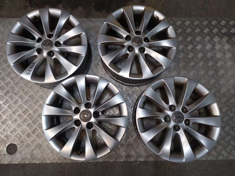 Recambio de juego llantas aluminio para opel zafira b cosmo referencia OEM IAM 65X16 5 TORN ET 37 ALUMINIO 