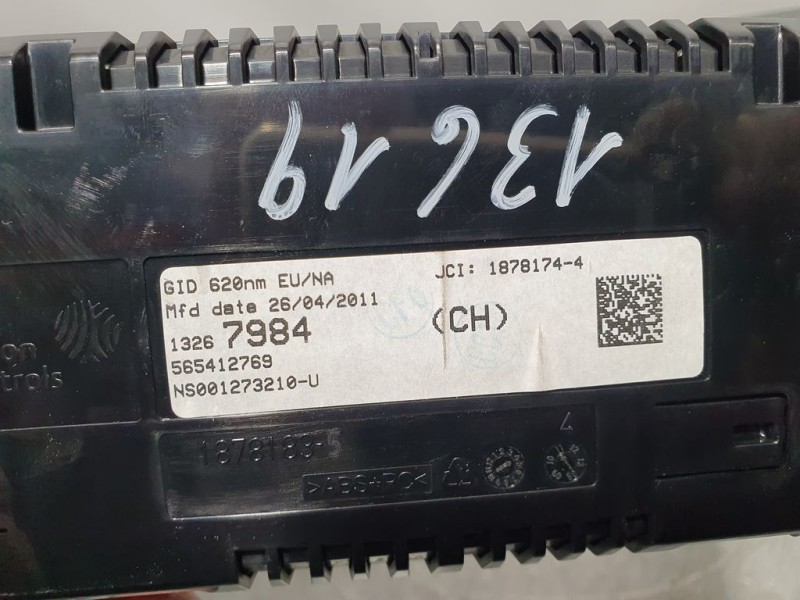 Recambio de pantalla multifuncion para opel astra j lim. sport referencia OEM IAM 13267984 NS001273210U JOHNSON CONTROLS