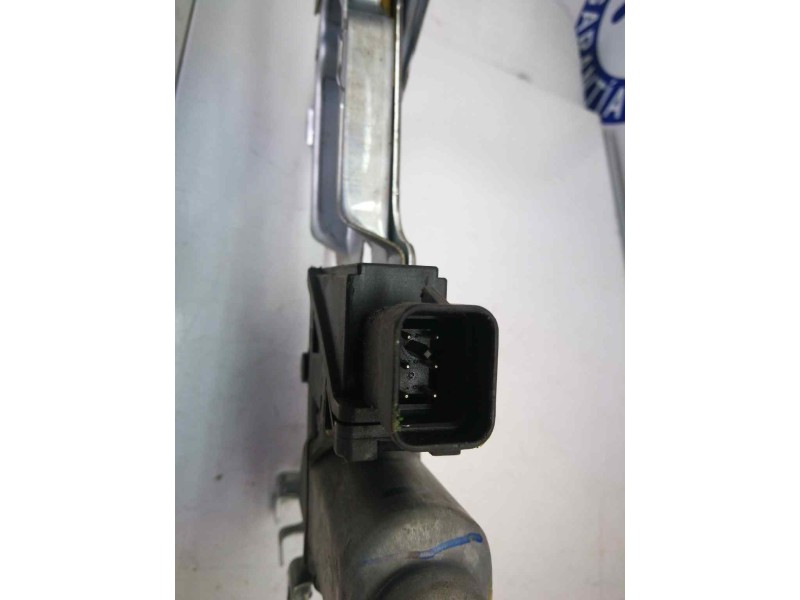Recambio de elevalunas delantero derecho para opel meriva 1.7 16v dti cat (y 17 dt / lr6) referencia OEM IAM 93389552 6 PINS 933