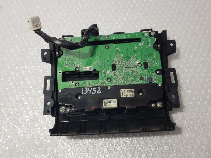 Recambio de mando climatizador para nissan murano (z51) executive referencia OEM IAM 1AT0A210130  C/ MANDO RADIO