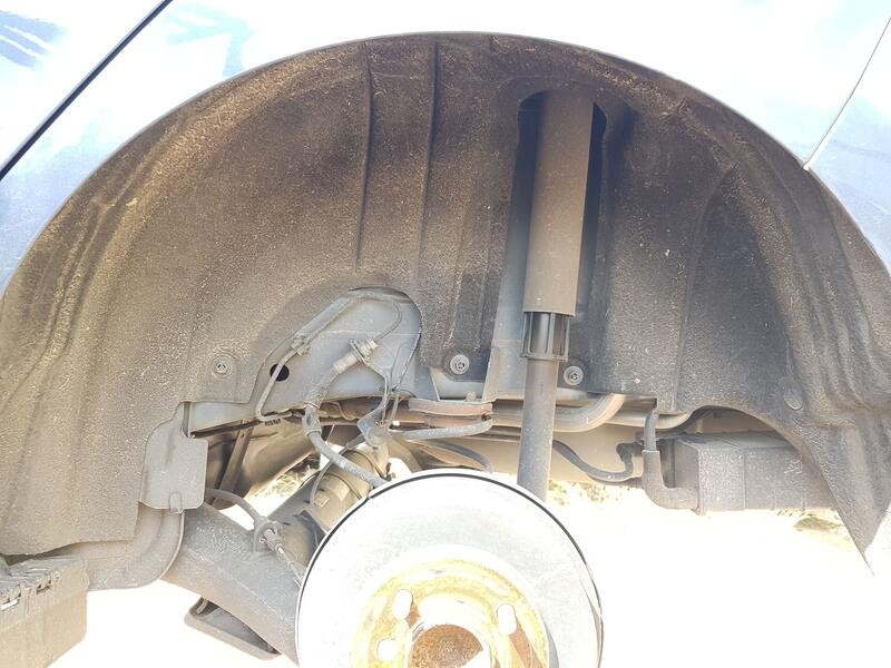 Recambio de plastico pase rueda tras. izq. para ford fiesta vii (hj, hf) 1.0 ecoboost referencia OEM IAM 2166810  