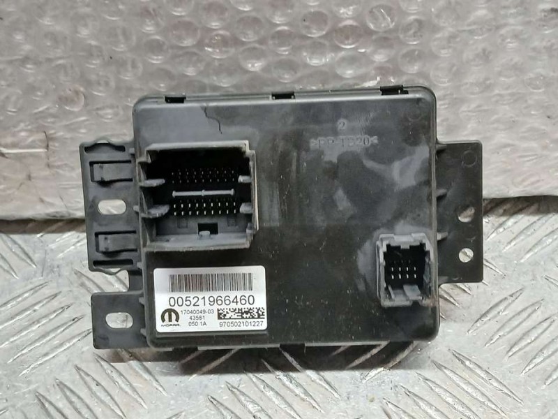 Recambio de modulo electronico para jeep compass ii busines 4x2 referencia OEM IAM 521966460 17040049 MOPAR