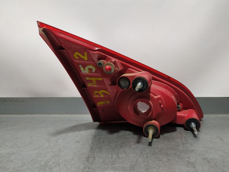 Recambio de piloto trasero derecho para nissan murano (z51) executive referencia OEM IAM 265401AA1A  INTERIOR